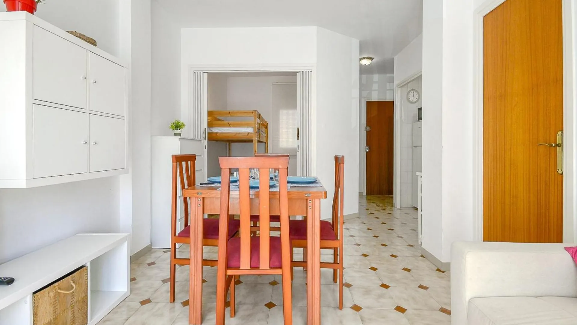 Apartment With Communal Pool Roses