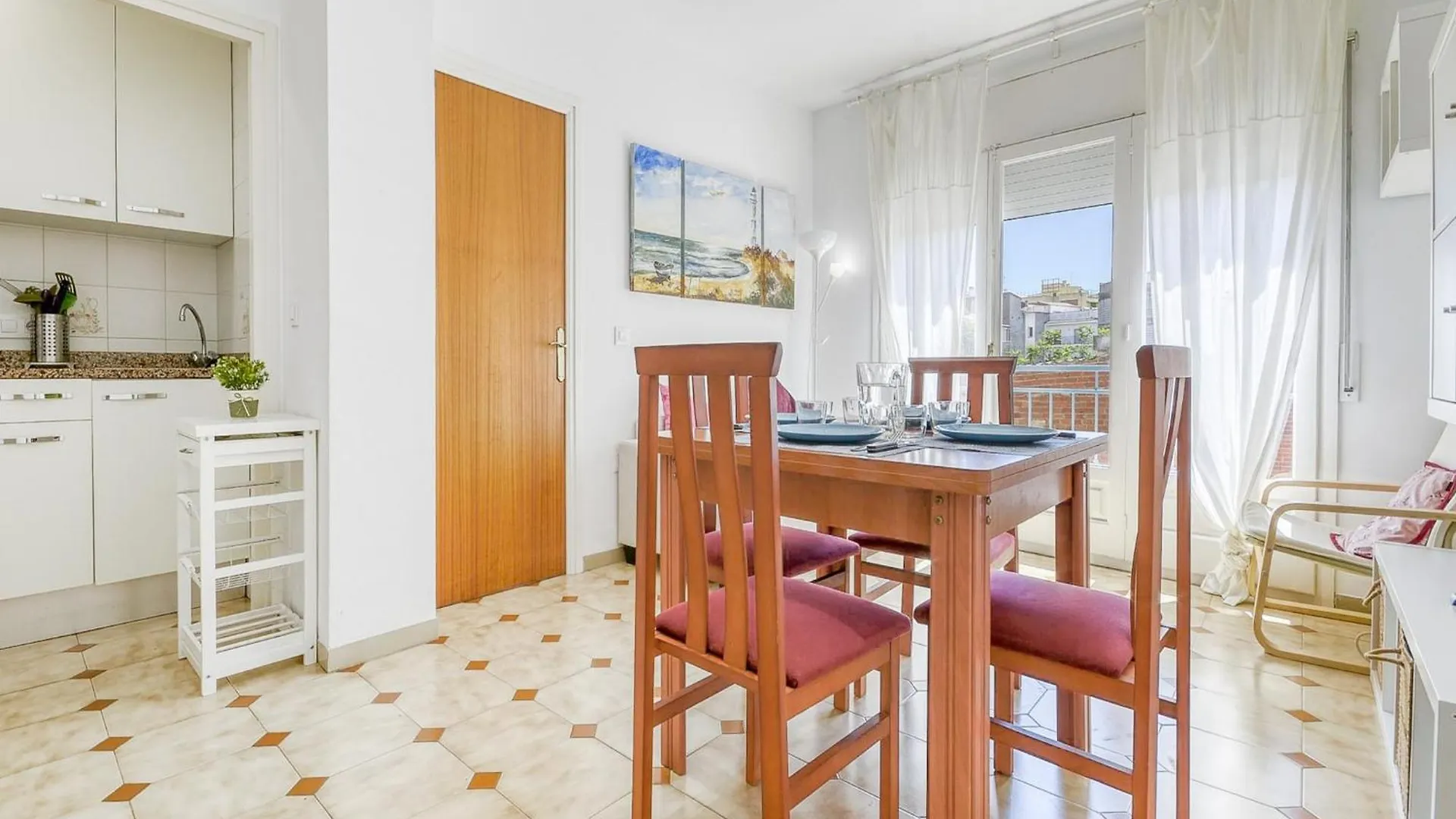 Apartment With Communal Pool Roses 0*,